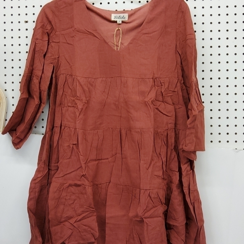 LISTICLE dress women's size large brick NWT